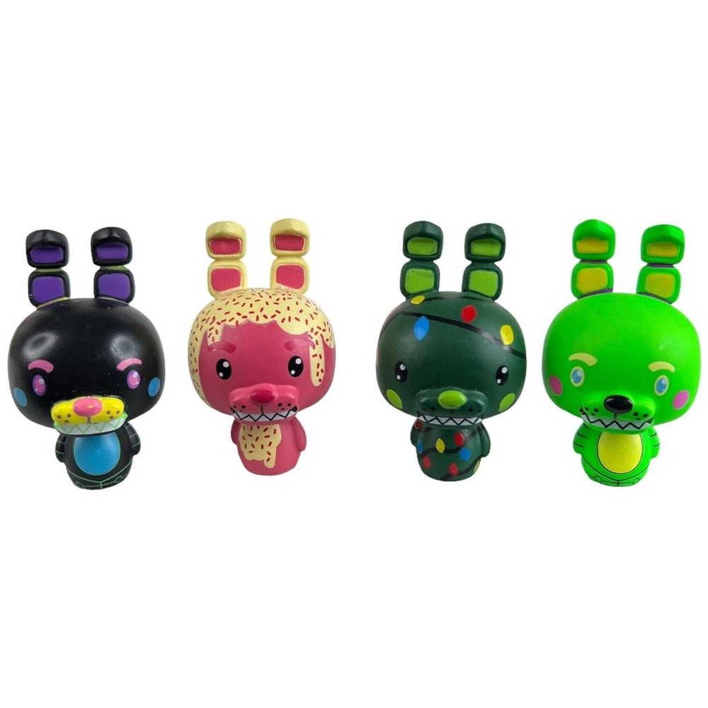 4 Five Nights At Freddys Pint Size Blacklight Bonnie Red Velvet Cake‎ Xmas Tree